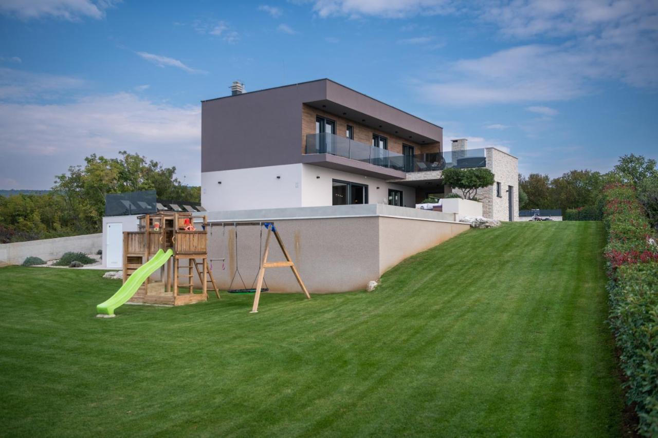 Villa Memory Rasa ภายนอก รูปภาพ