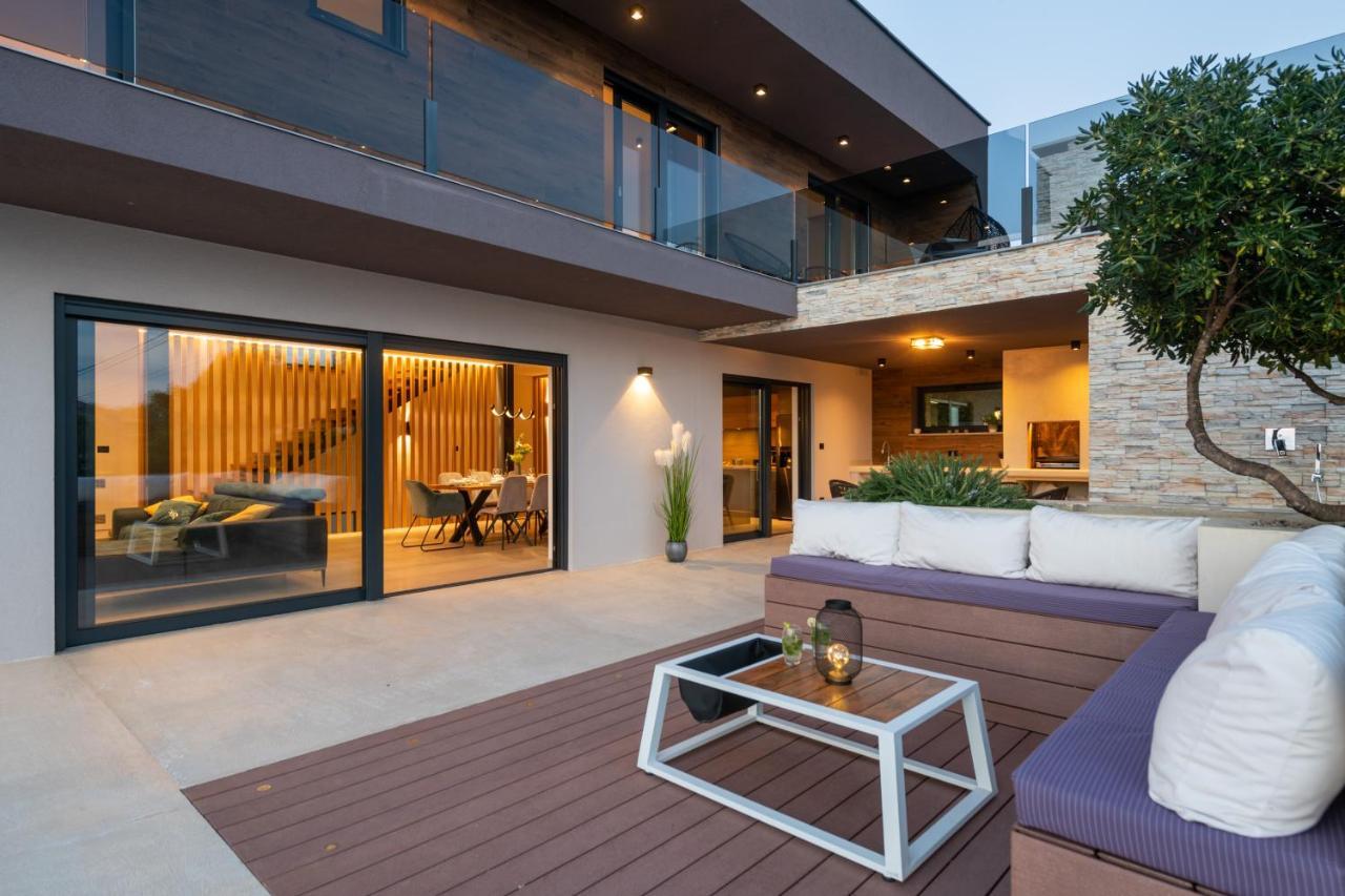 Villa Memory Rasa ภายนอก รูปภาพ